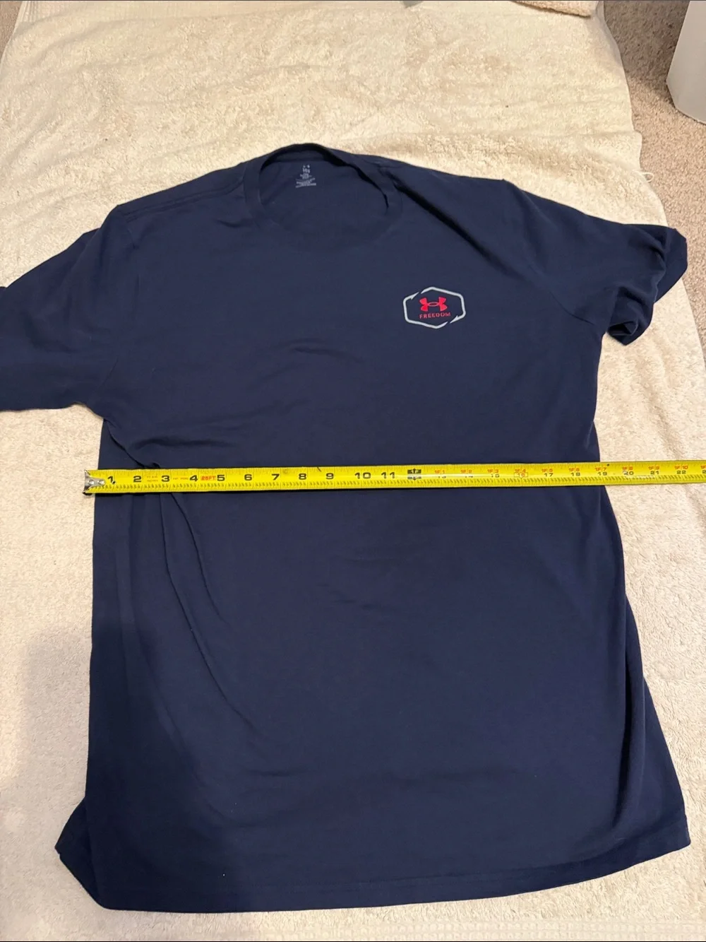 Under Armour Navy Short-Sleeve Performance Tee with Red Logo - Picture 5 of 5